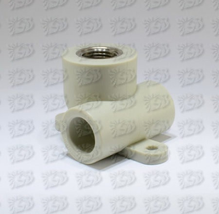 P Sienas trejgabals  D20*1/2` plastmasas