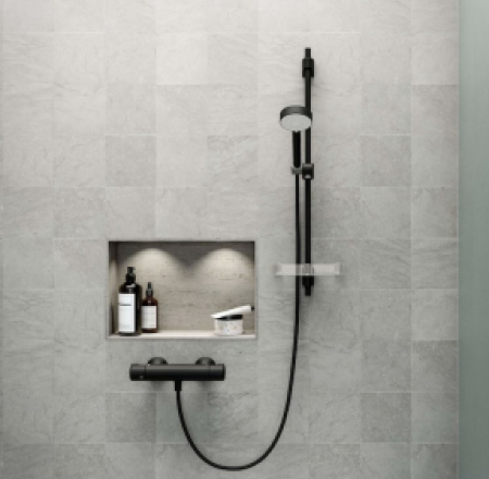 ORAS APOLLO 3jet dušas komplekts ar plauktu melns